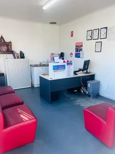 Customer office and service desk at P&J Automotive